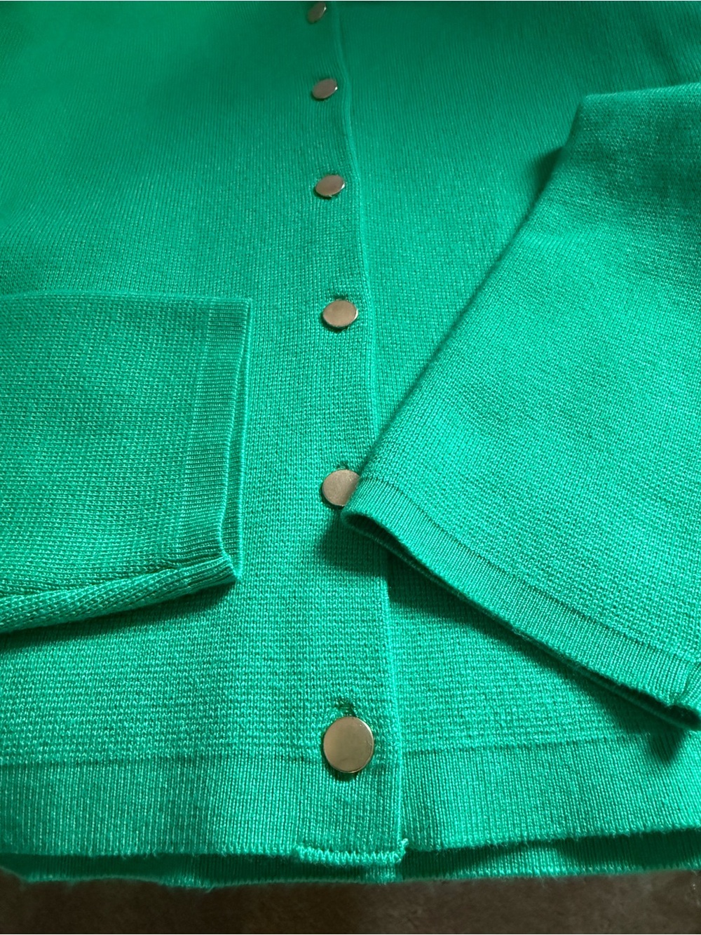 Cyrus Kelly Green Button-Front Knit Cardigan - Picture 5 of 5